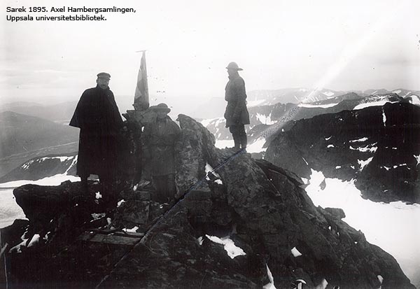 Hamberg med bärare på Sarektjåkko
